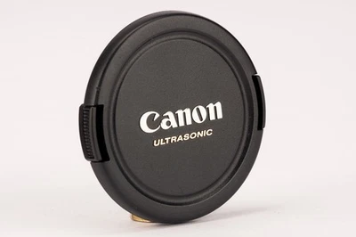 Canon Lens Cap E-67mm Ultraviolet Snap-On Lid for Ø 67mm - Image 1 of 2