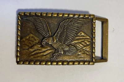 1970’s Vintage Brass Flying Eagle Over Mountains No Signs Of Wear - Image 1 of 4