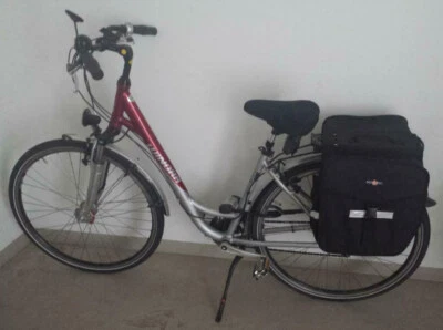 Damentrekkingrad 28 Zoll, 24 Gänge, Farbe silber-rot - Bild 1 von 2