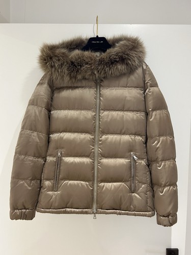 Cappotto giacca pelliccia di volpe bianca originale PRADA oro ottime condizioni