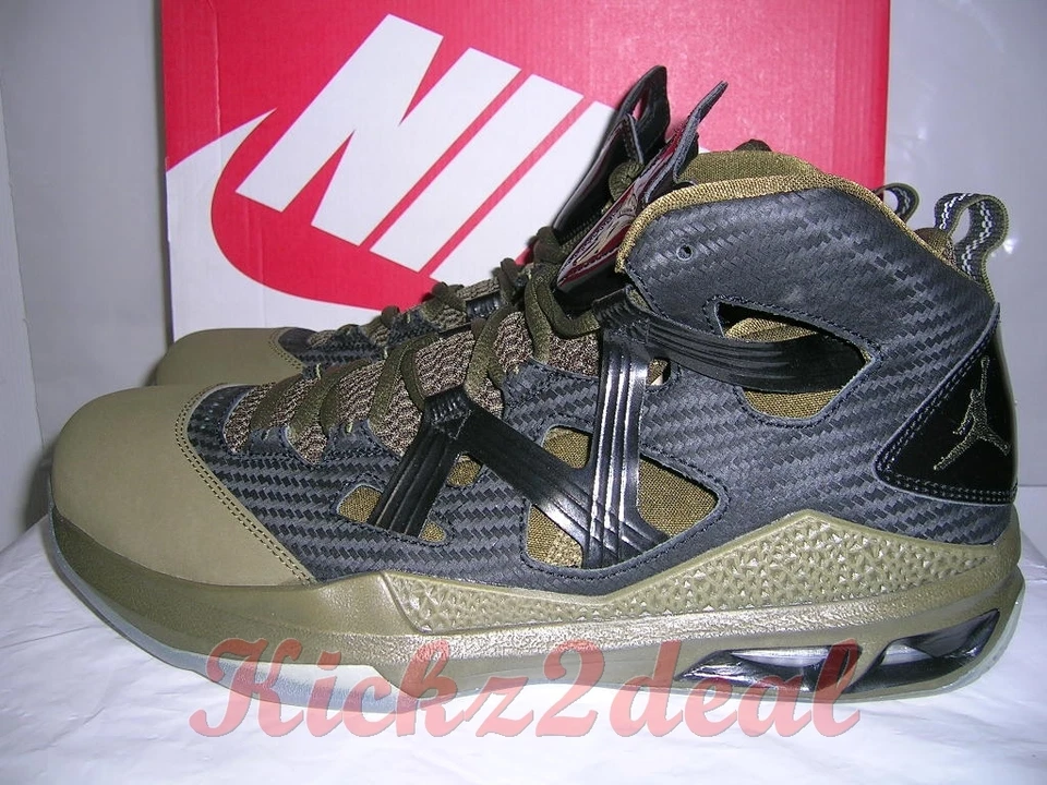 全新 JORDAN MELO M9 尺寸 8.5 10 黑色/SQUADRON 绿色 Carmelo Anthony Knicks — 第 1/4 张图片