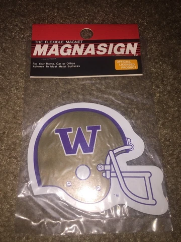 Magnasign Washington Huskies Magnet Small Cover