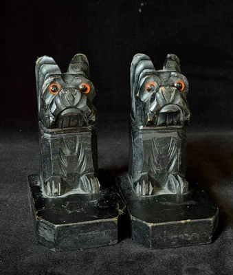 PAR DE SUJETALIBROS SCOTTY TERRIER VIDRIO PESO PAPEL OJOS Selva Negra Madera c1930 Foto 1 de 4