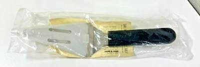 NEW Vintage Pampered Chef Serrated Wedge SLICE 'N SERVE® Pie Cake #1165 - Image 1 of 4