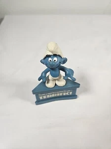 Smurf A Gram Pointing Smurfs Terrific Person Vintage Figure PVC - Picture 1 of 4