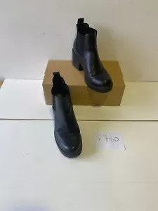 Bon Prix Black Heeled Chelsea Boots UK 4 (F760) - Picture 1 of 6