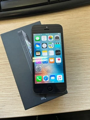 Apple iPhone 5 16GB NERO FUNZIONANTE SBLOCCATO COLLEZIONE IOS  SMARTPHONE - Immagine 1 di 4