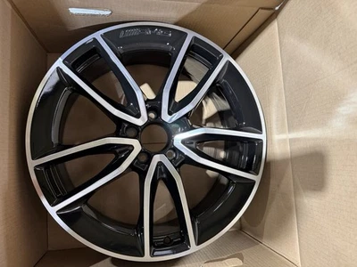 Genuine Mercedes AMG CLA 19x8.5" Wheel Gloss Black Diamond Cut A1184010400 - Image 1 of 4