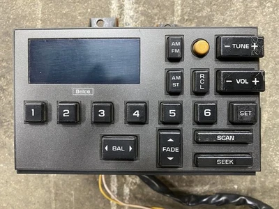 88-94 1989 CHEVROLET SILVERADO GMC C/K 1500 AM FM RADIO TUNER 16084245 - Image 1 of 4