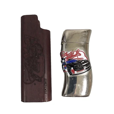 2 estuches encendedores Dale Earnhardt Sr madera y metal Nascar Woodland recuerdos Foto 1 de 4