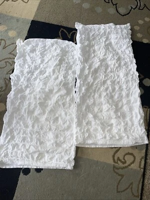 JUEGO DE 2 FUNDAS DE ALMOHADA KING LA COLECCIÓN TEXTURAS Foto 1 de 4