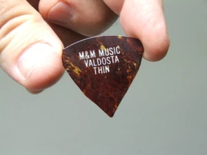 VINTAGE M&M Music Valdosta Guitar Pick & Fender Pick COOL CASE CANDY - Picture 1 of 4
