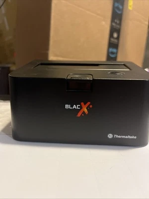 Thermaltake BlacX N0028USU 2.5” 3.5” USB 2.0 Estación de Acoplamiento de Disco Duro Foto 1 de 4