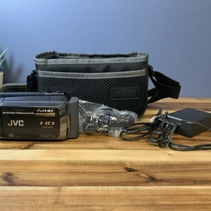JVC Everio HD Camcorder GZ-HM200BU With Charger, Bag, Headphones, And Battery - Picture 1 of 12