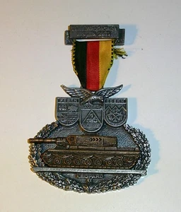 Abzeichen - 11. Int. Wandertag Ebern 1981 Leopard II - Bamberg - Panzer - Bild 1 von 2