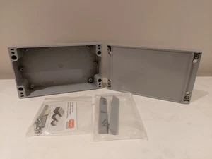Medium Sized Metal Project Box - Picture 1 of 4