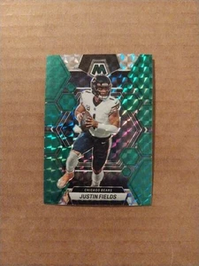 2023 Panini Mosaic #33 Justin Fields Green Mosaic Chicago Bears - Picture 1 of 2