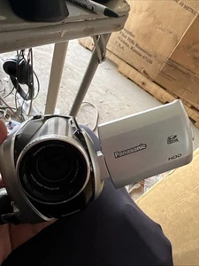 Panasonic SDR-H18 SD Card / Hard Disk Video Camera ONLY - Picture 1 of 11