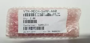 2 X VICOR 1323 VTM CHIP MECH SAMPLE - Picture 1 of 1