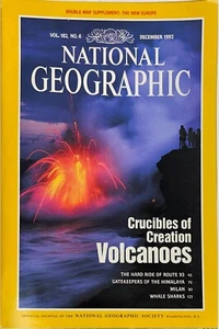National Geographic Magazine - December 1992 Creation Volcanoes Route 93 Milan - Bild 1 von 2