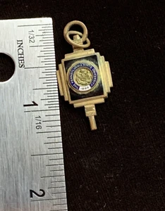 Vintage antik The Pennsylvania State University 1855 Emaille Emblem Anhänger Charm - Bild 1 von 5