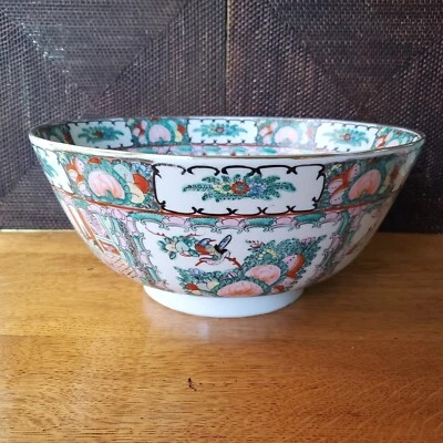 Antique Chinese Export Rose Medallion Porcelain Punch Bowl Foto 1 de 4