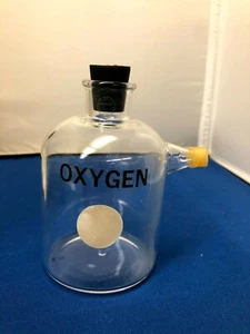 Vintage Pyrex Glass Oxygen Laboratory Lab Bottle 400ml Merco  - Picture 1 of 3