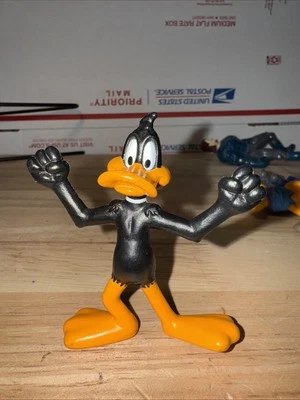 "Figura de PVC de juguete de 3"" Daffy Duck Warner Bros Looney Tunes 1991" Foto 1 de 4
