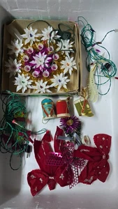 Weihnachtsbaumbeleuchtung und -schmuck - Bild 1 von 9