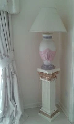 Large Decorative Flower plant pot stand Pedestal victorian chic Entrance Posch - Image 1 of 4