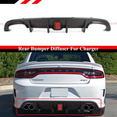 Difusor traseiro refletor vermelho ponta quádrupla Dodge Charger SRT R/T Scat Pack 15-2023 - Imagem 1 de 4