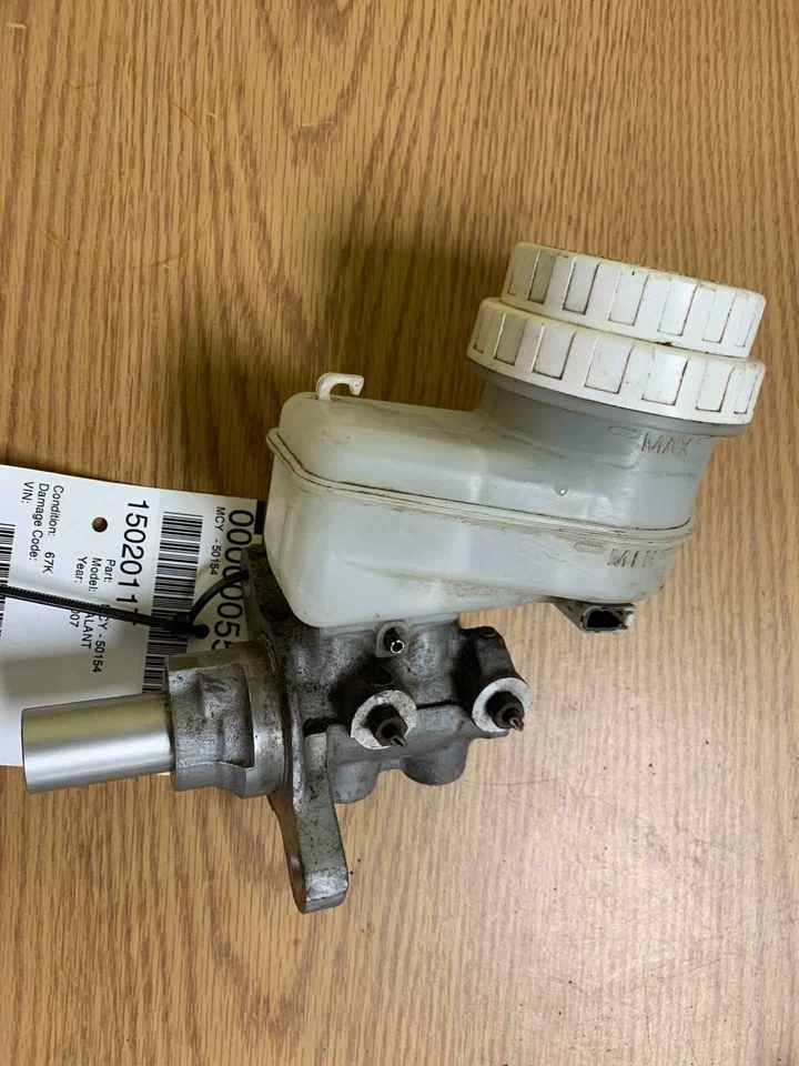 Cilindro maestro MITSUBISHI GALANT 06 07 08 Foto 1 de 1