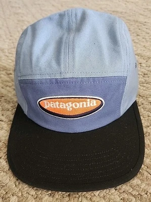 Novo com etiquetas Chapéu Patagonia Gráfico Maclure Cor Logotipo Oval Azul Barnacle  - Imagem 1 de 4