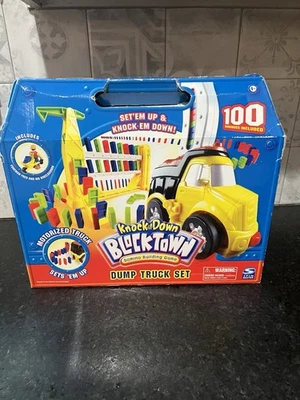 SPIN MATER KNOCK-IT-DOWN BLOCK TOWN 100 DOMINOES GAME SET - NEW - Image 1 of 4