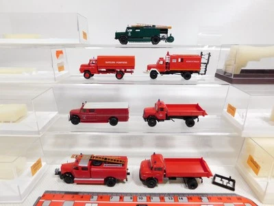 Brekina 1:87 Raccolta Pompieri Teilw. Mancanti Piccoli MB Magirus ecc #DP255-1 - Immagine 1 di 4