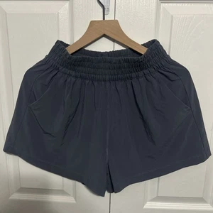 Vuori Damen Gr. S Villa Shorts elastischer Bund Taschen azurblau 3” Schrittlänge - Bild 1 von 7