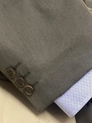 R I-COLLECTION-3 Pieces 3- Buttons Ventless Suit Men’s U.K-44”-EUR-54”U.S-44” - Image 1 of 4