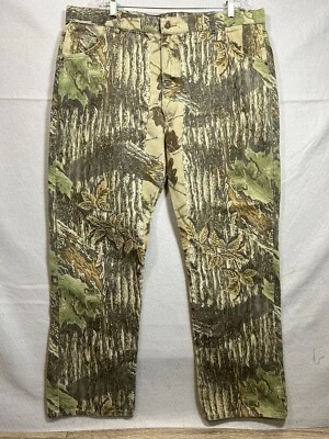 Duxbak Jeans Mens Realtree Hunting Camo Tag 42x32 Measures 41x31 Wide Leg - Image 1 of 4