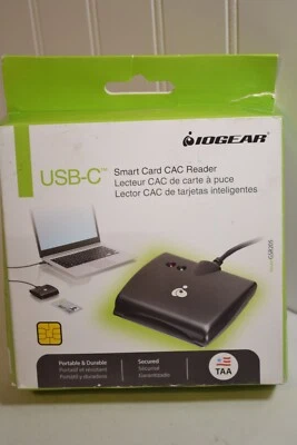 IOGEAR GSR205 USB-C Smart Card CAC Reader GSR205-a - Image 1 of 3