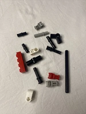 Lego Technic Lot Pièces en Vrac Plusieurs Tailles et Formes No 31 - Photo 1/4