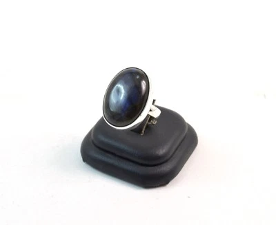 Anello in Labradorite ovale taglio Cabochon e Argento 925. Made in Italy - Immagine 1 di 3