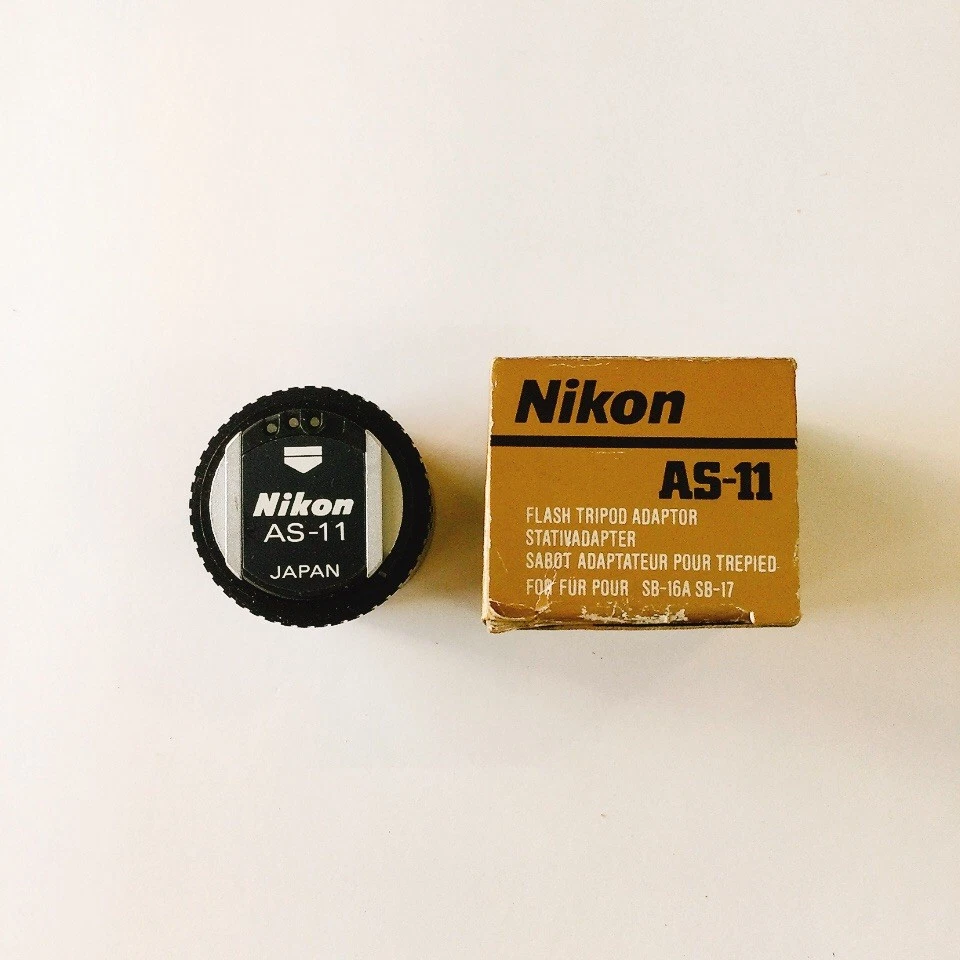 Nikon AS-11 Flash tripod Adaptor Shoe Exclusive for F3 SB-17,SB-16A,SB-12,SB-11 - Image 1 of 4
