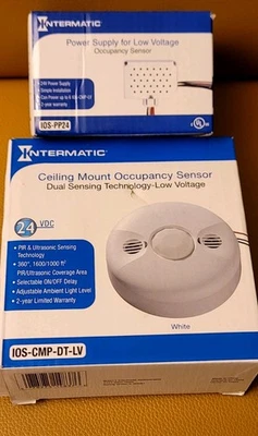 INTERMATIC I0S-CMP-DT-LV AND  I0S-PP24 OCCUPANCY SENSOR, WHITE, NEW - Image 1 of 4