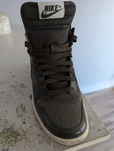 Nike Wedge worn twice - Picture 1 of 5
