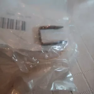 NOS GM Automatic Transmission Range Selector Lever Cable Retainer - Bild 1 von 2