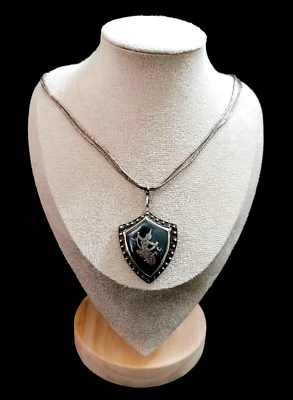 ANTICO PENDENTE IN ARGENTO STERLING FINEMENTE CESELLATO, THAILANDIA 1900. - Immagine 1 di 4