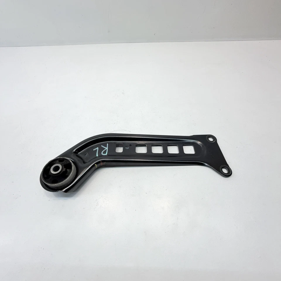 Chevrolet Malibu 2016-2025 tracción delantera trasera lado izquierdo brazo de arrastre control OEM Foto 1 de 4