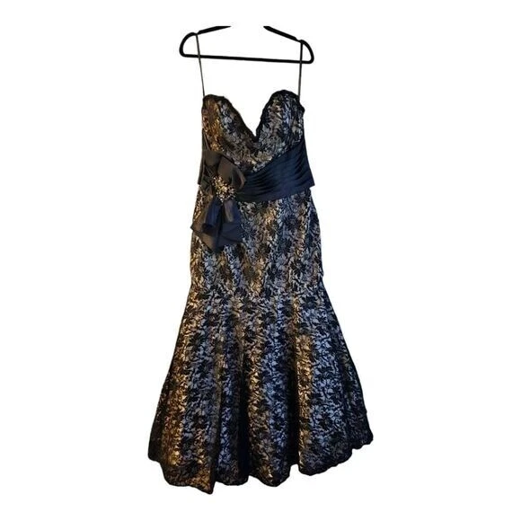 DISNEY FOREVER ENCHANTED Black/Nude Strapless Lace Ball Gown - Size 20 - Image 1 of 4