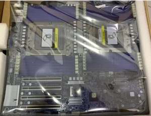 Gigabyte MZ73-LM0 (rev. 2.0) AMD EPYC 9004 DP Gen5 E-ATX Server Board 9654 400W - Picture 1 of 3