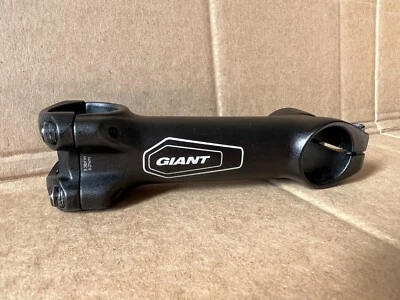 Giant Connect bike stem 110mm +/- 6 degree 1 1/8” 31.8mm black alloy - Image 1 of 4